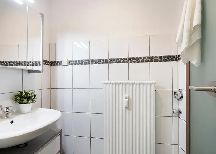 Sunny Side Apartment