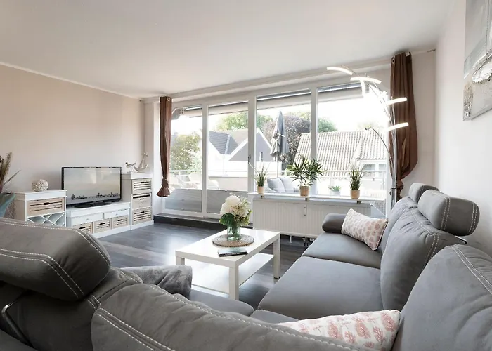 Sunny Side Apartment